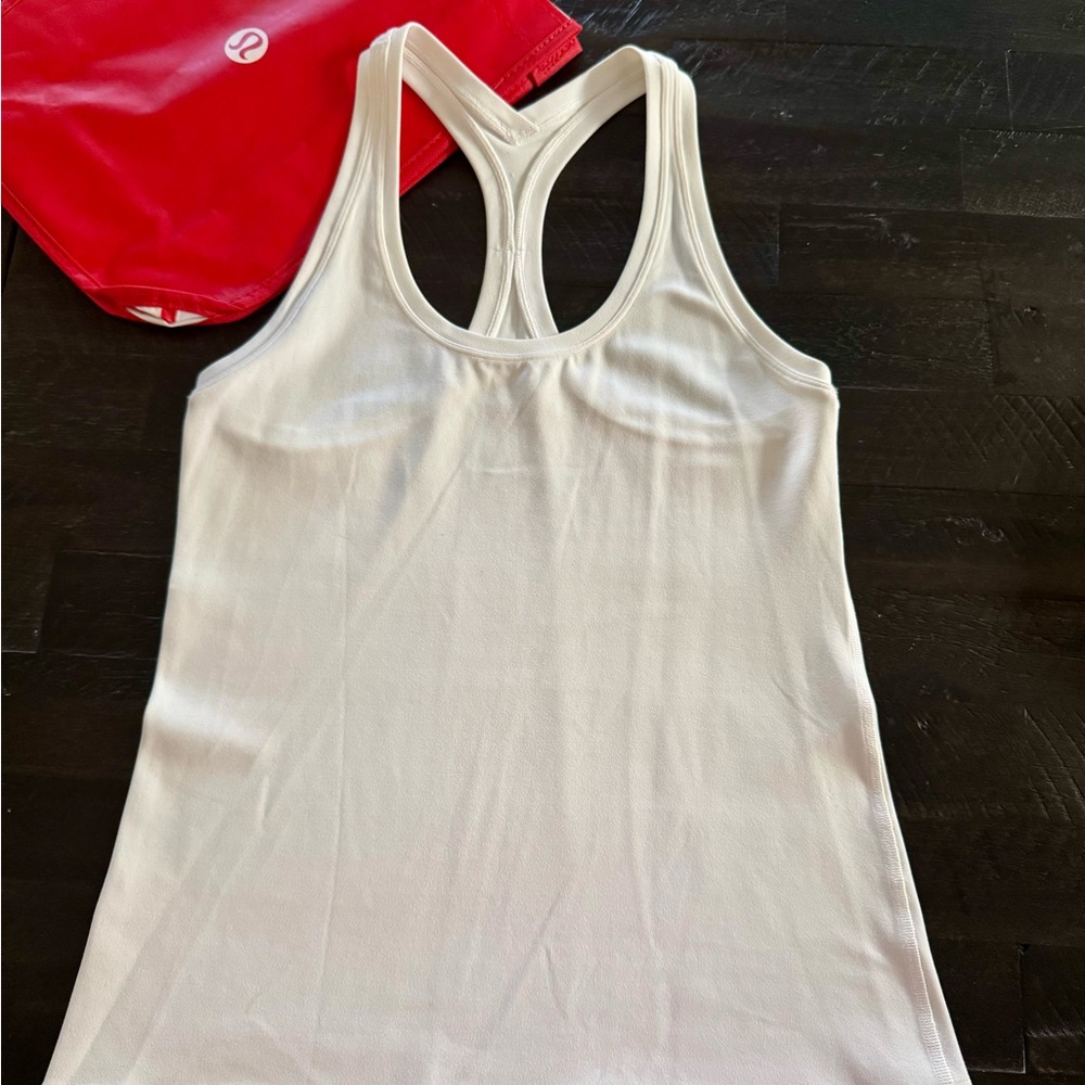 Lululemon Cool Racerback II Tank, Size 6, EUC w Tote